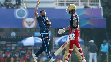 Shami's yorker castles Virat Kohli