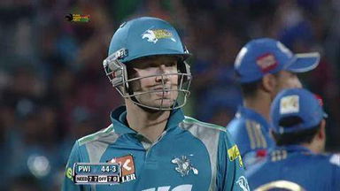 Match 45 PWI vs MI – Clarke's Wicket