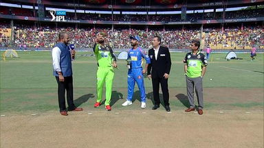 M11: RCB vs RR – Toss