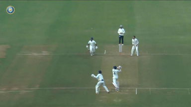 Ranji Trophy 2025-26, Uttar Pradesh vs Jharkhand: 4,6,4,Brilliant catch: An action-packed finish to Jharkhand's innings