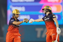 4 x 3: Richa, Perry go after Sisodia