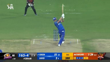 M25: SRH vs MI – Cameron Green Six