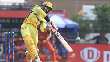 Ravindra Jadeja's straight as an arrow six