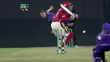 M2: KXIP vs HOB –  Virender Sehwag Wicket