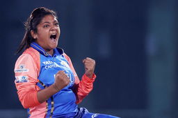 6 & OUT! Saika Ishaque's perfect reply to Grace Harris