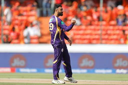 Mystery Man Varun Chakaravarthy's 3/36 derails SRH