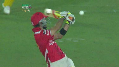 M22: KXIP vs CSK –  Glenn Maxwell Wicket