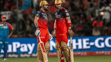 Salt, Kohli set early pace with 4,6,4