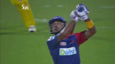M8: CSK vs DD –  Murali Vijay Wicket