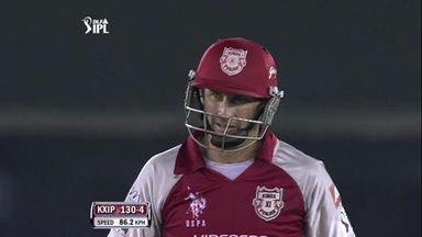 Match 61 KXIP vs DC – Hussey's 3rd Six
