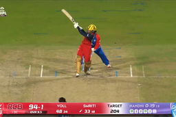 Six: Final, Royal Challengers Bengaluru vs Delhi Capitals, WPL 2026: Smriti Mandhana Six