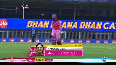 Final: Trailblazers vs Supernovas – Harleen Deol Wicket