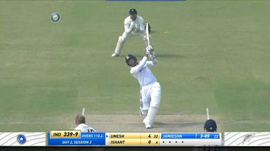 IND vs NZ 2021, 1st Test, Day 2: Umesh Yadav  Six