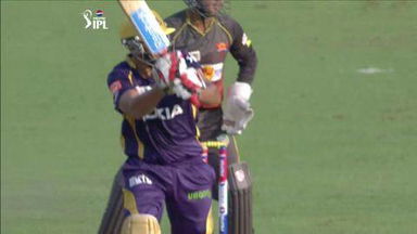 M17: KKR vs SRH – Manvinder Bisla Wicket