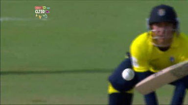 Q3: AA vs HAM – Azhar Mahmood six
