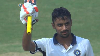 Duleep Trophy, 2017-18: Abhimanyu Eswaran's 127 (171)