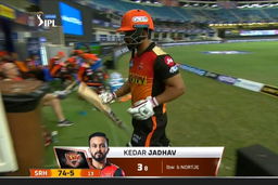 M33: DC vs SRH – Kedar Jadhav Wicket