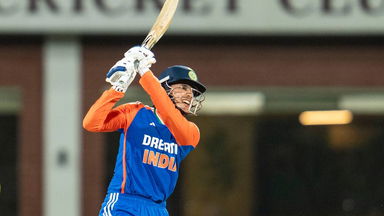 Smriti Mandhana provides a solid start with 46(30)