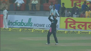 IND vs NZ 2017, 3rd ODI: Kedar Jadhav Wicket