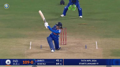 IND-W vs SL-W 2025, 4th T20I: Smriti Mandhana Six