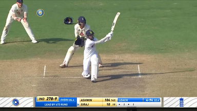 IND vs ENG 2021, 2nd Test, Day 3: Mohammed Siraj Six