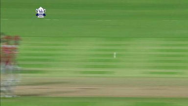 M60: KKR vs KXIP – Wriddhiman Saha Six
