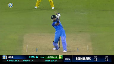IND vs AUS 2022, 1ST T20I: Hardik Pandya Six