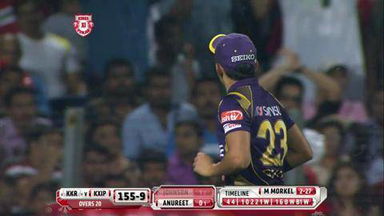M14: KXIP vs KKR – Mitchell Johnson Wicket