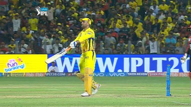 M35: CSK vs RCB – Amazing Moments