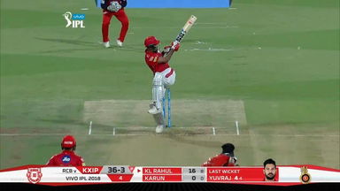 M08: RCB vs KXIP – KL Rahul Six