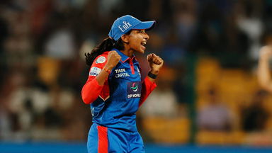 Minnu Mani jolts MI with twin strikes