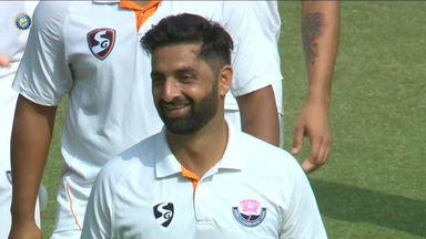 Ranji Trophy 2025-26 QF2, Madhya Pradesh vs J & K: Seven-star Auqib Nabi sets the stage on fire with 7/40