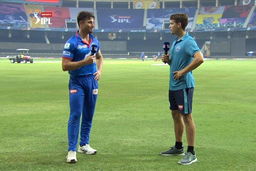 Super Stoinis in conversation with Alex Carey