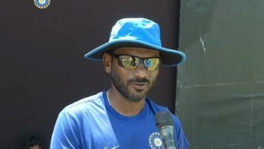 The support staff pays its tribute to Virender Sehwag