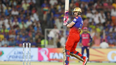 Early Impetus: Fabulous strokes ft. Kohli & Faf