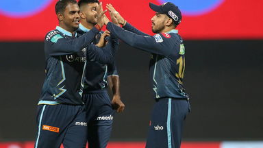 Yash Dayal picks 3/40 on his IPL debut