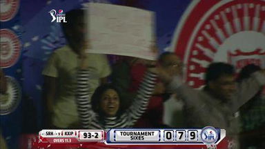 M9: KXIP vs SRH –  Glenn Maxwell Six