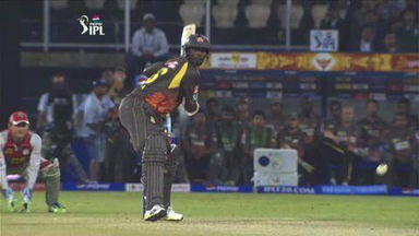 M25: SRH vs KXIP – Thisara Perera Six