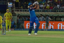 6+4 = Ishant's late blitz