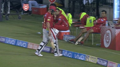 M12: KXIP vs CSK – Aaron Finch Wicket