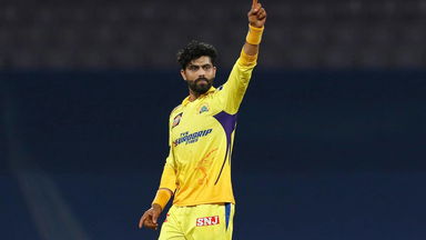 Jadeja wins the battle vs Maxwell again