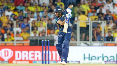 Shubman Gill gets into groove with 4 & 6