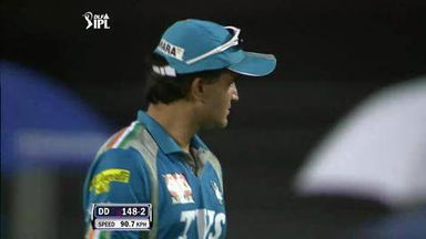 Match 31 PWI vs DD – Sehwag's 3rd Six