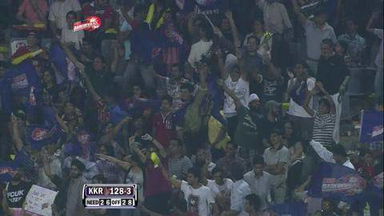 Match 51 DD vs KKR – McCullum's Wicket