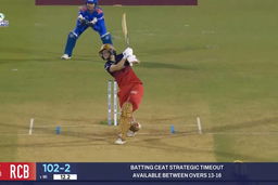 Six: Match 20, Mumbai Indians vs Royal Challengers Bengaluru, WPL 2025: Ellyse Perry Six