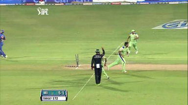 Match 62 RCB vs MI – Gibbs'  Wicket