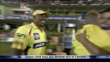 M13: CSK vs BRI –  MS Dhoni Six