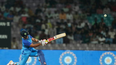 14 off 3: Richa Ghosh goes after Alana King