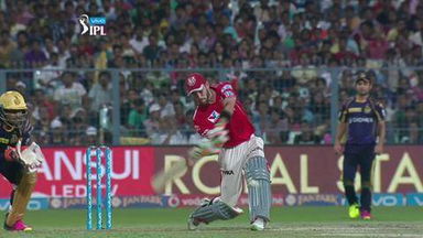 M32: KKR vs KXIP – Glenn Maxwell Six