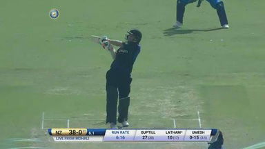 IND vs NZ 2016, 3rd ODI: Tom Latham Six